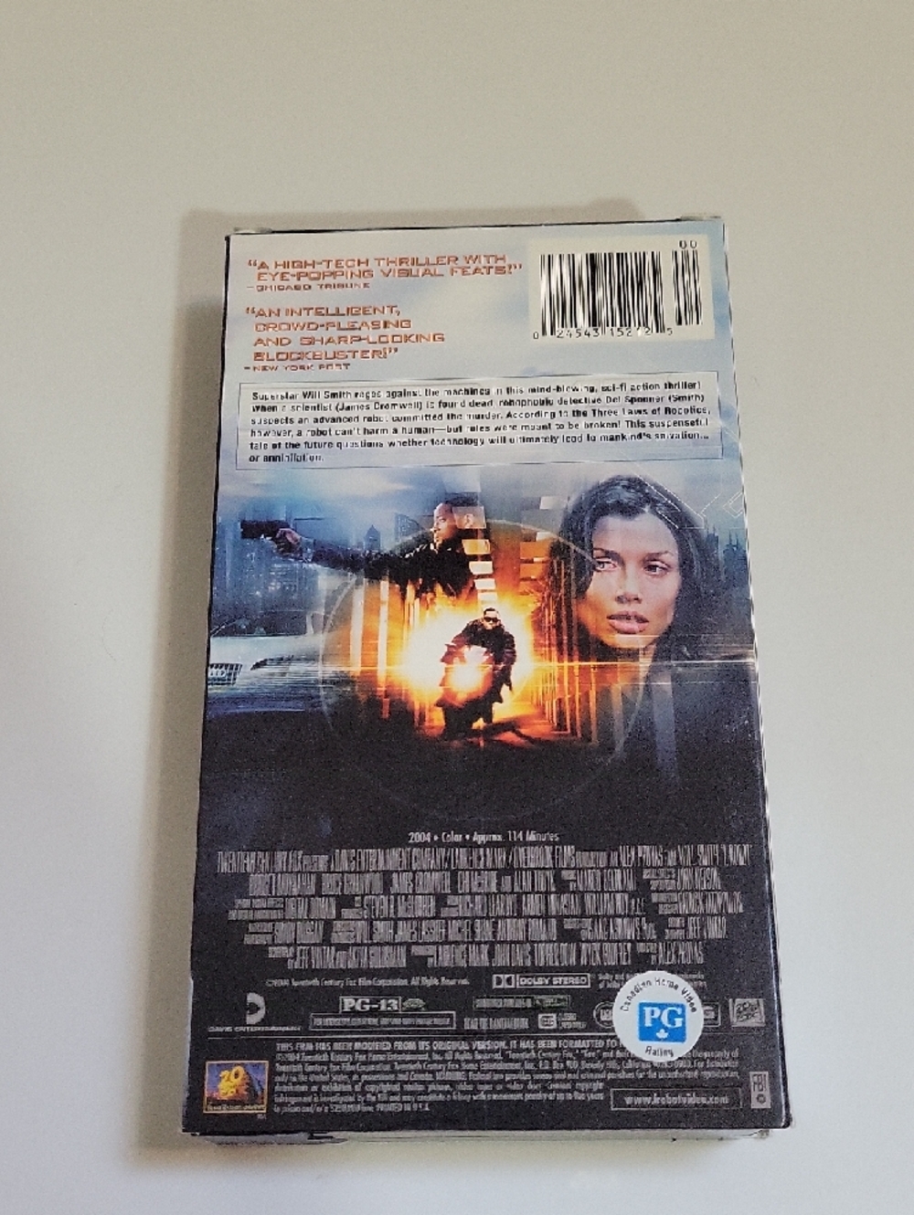 I, Robot VHS - Picture 3 of 4